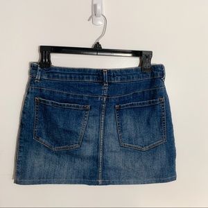 H & M Mini Blue Denim Skirt SZ. 8.  4 ....pockets.
